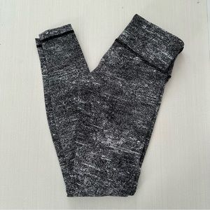 Lululemon Low Rise Wunder Under Leggings